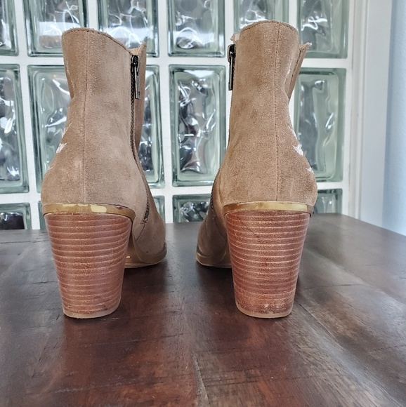 Lucky Brand Elenor Embroidered Suede Boot - Picture 5 of 8
